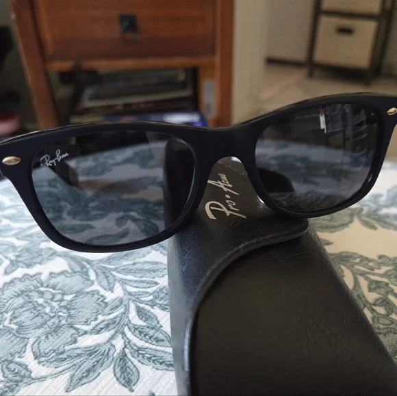 💙YOUTH Ray-Ban New Wayfarer Sunglasses🎁 - Picture 2 of 8
